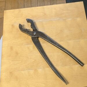Antique Electricians Triple Grip Pliers Tool. Circa 1900.